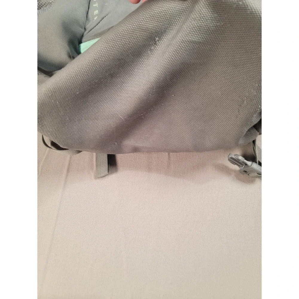 The North Face Pivoter Backpack Gray Mint Green Laptop School Travel Daypack